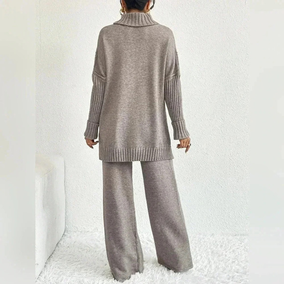 Turtleneck Drop Shoulder Split Hem Sweater & Knit Pants - Picture 5 of 8